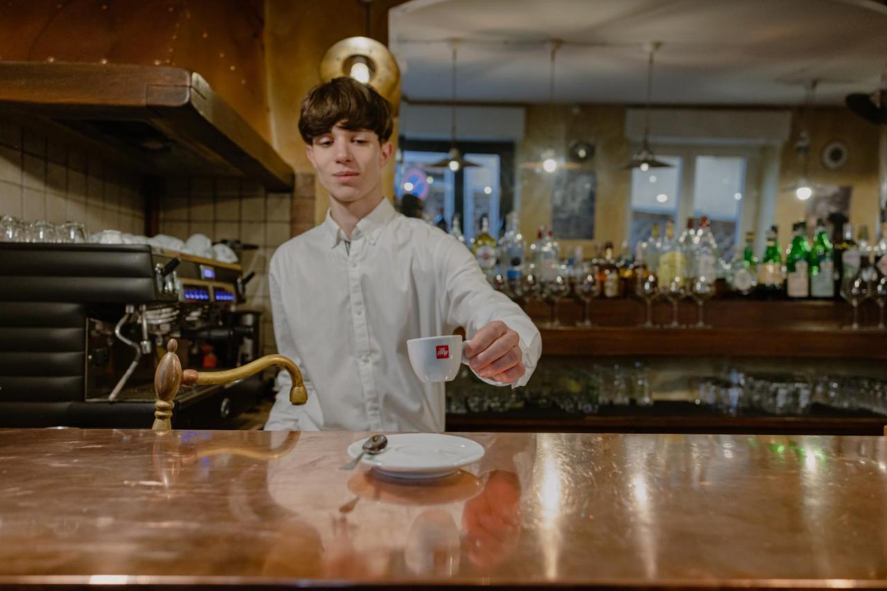 Locanda Milano 1873 Brunate Eksteriør bilde